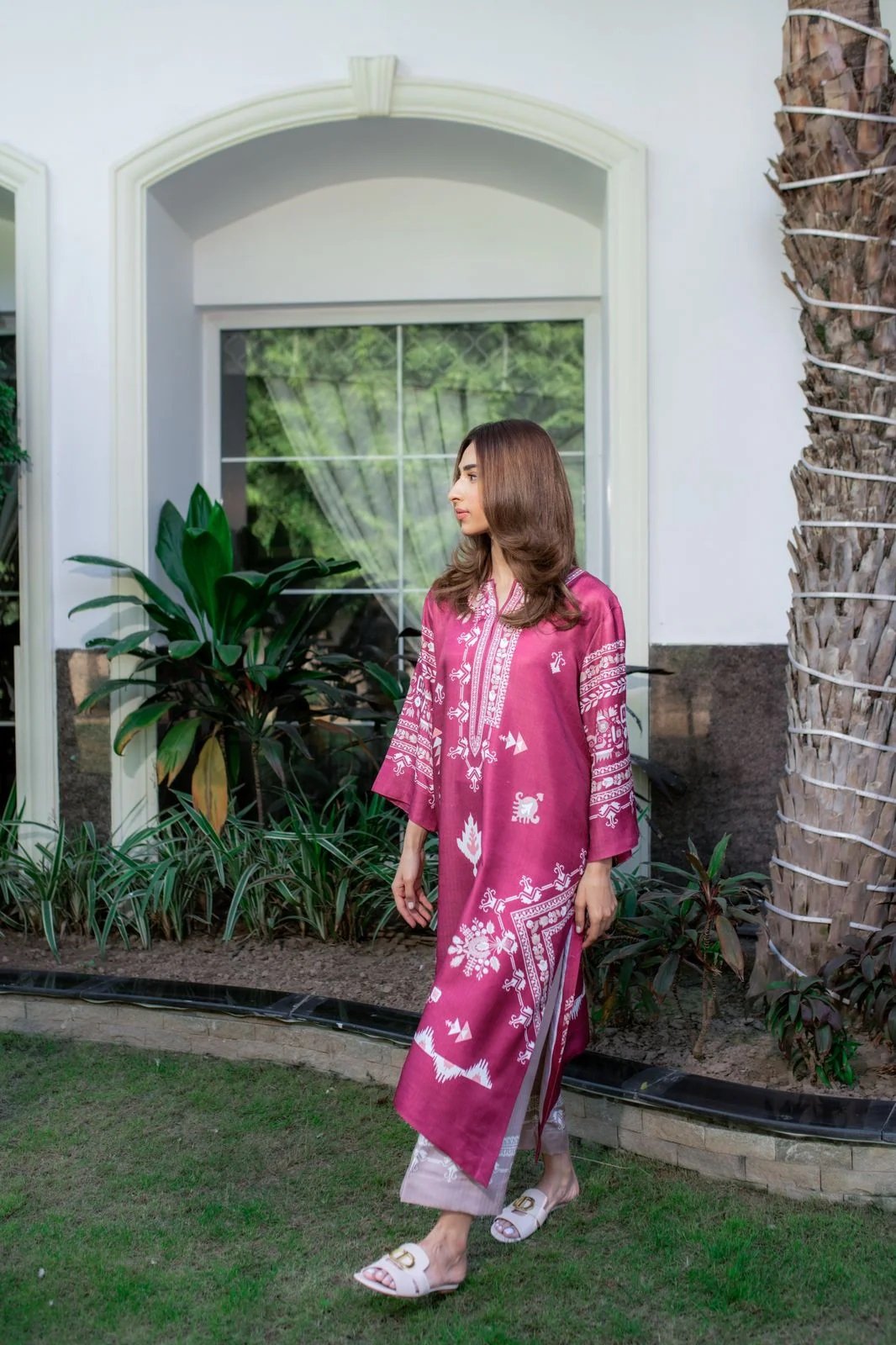 Elegance in Blue: Blended Cotton Satin with Magenta and Yellow Accents